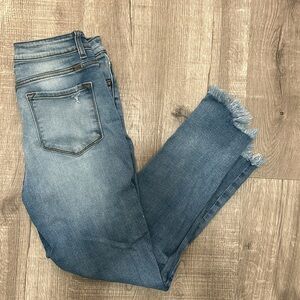 Kancan raw hem jeans